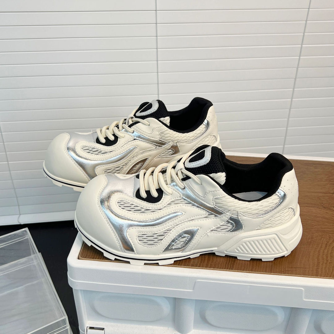 Damen Sportliche Sneakers mit reflektierenden Akzenten und atmungsaktiven Netzeinsätzen EB