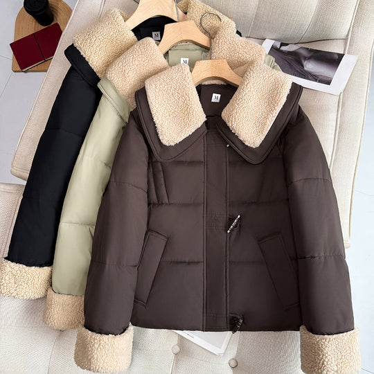 Damen nan kurzer wattierter Steppblouson mit voluminösem Teddykragen und Umschlag-Teddybündchen EB