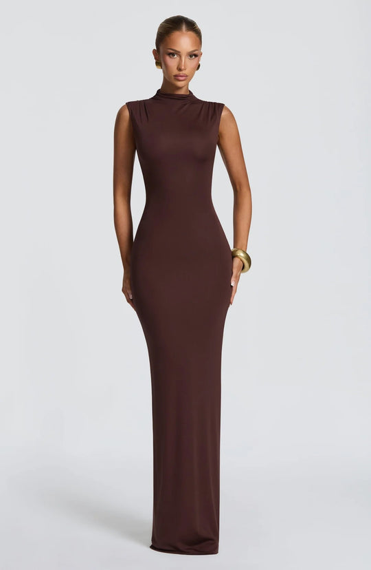 Damen Elegantes langes Kleid mit hohem Kragen und figurbetonter Silhouette EB