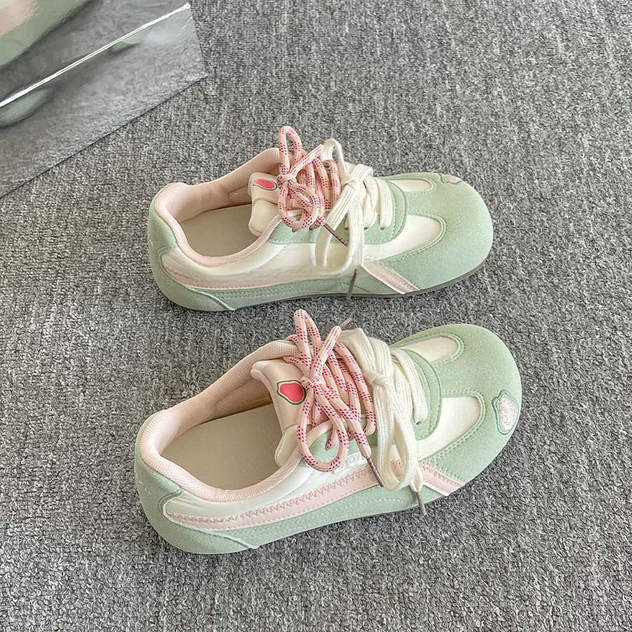 Damen Sportliche Sneakers mit innovativer Schnürung und farbenfrohem Design EB