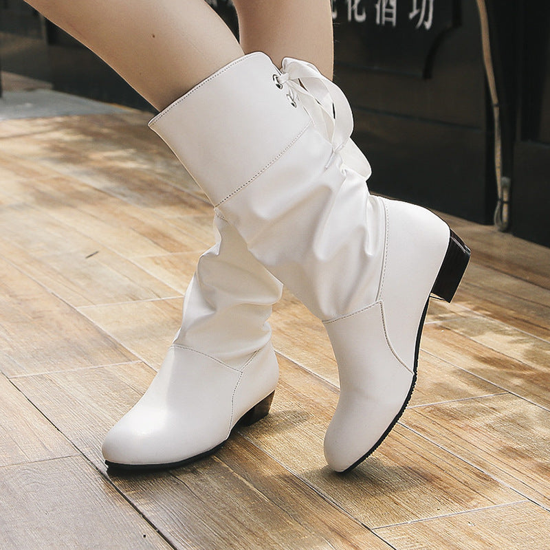 Damen hohe Stiefeletten mit modischem Schlupfdesign und verspieltem Riemchen EB