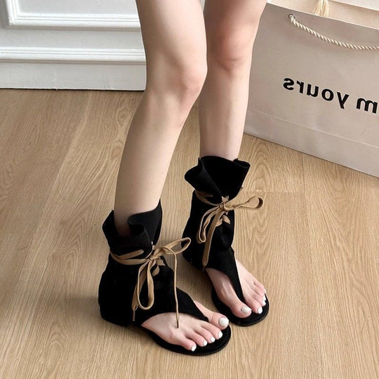 Damen Sandalen mit hohem Faltenwurf und raffiniertem Riemendesign EB