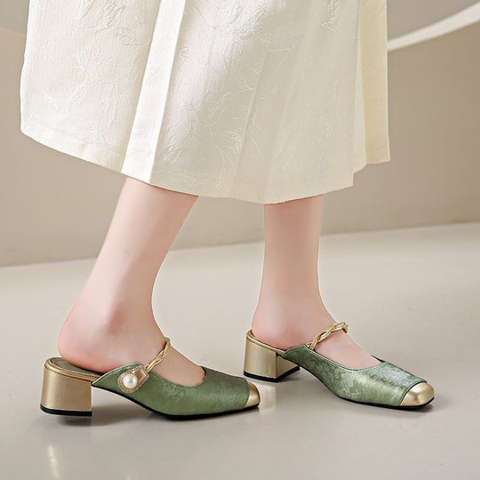 Damen Elegante Absatzmules mit perlverziertem Riemen und changierender Oberfläche EB
