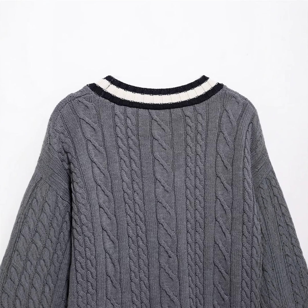 Damen Strickjacke mit Kabelmuster und Taschen EB