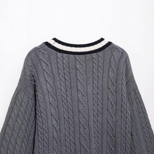 Damen Strickjacke mit Kabelmuster und Taschen EB