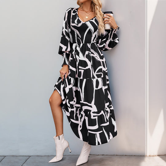 Damen Maxikleid mit modernen grafischen Mustern und voluminösen Ärmeln EB