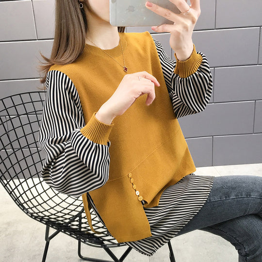 Damen Layered Sweatshirt mit gestreiften Ärmeln und Knopfdetails EB