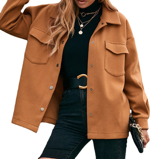 Damen Oversized Shirtjacke aus weichem Material mit praktischen Taschen EB