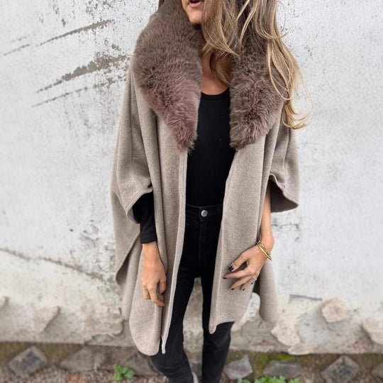 Damen Kapuzenjacke mit luxuriösem Kunstpelzkragen und modernem Schnitt EB