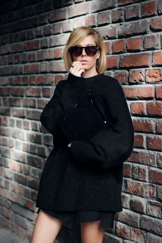 Damen Oversized Strickpullover mit hochabschließendem Kragen und voluminösen Ärmeln EB