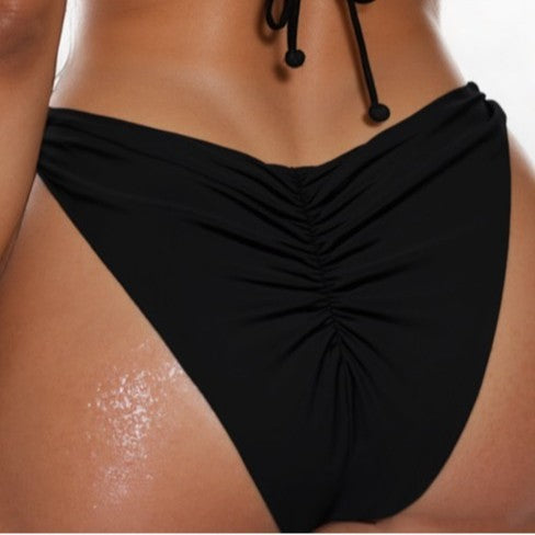 Damen Bikini-Höschen mit raffinierten Raffungselementen und hohem Beinausschnitt EB