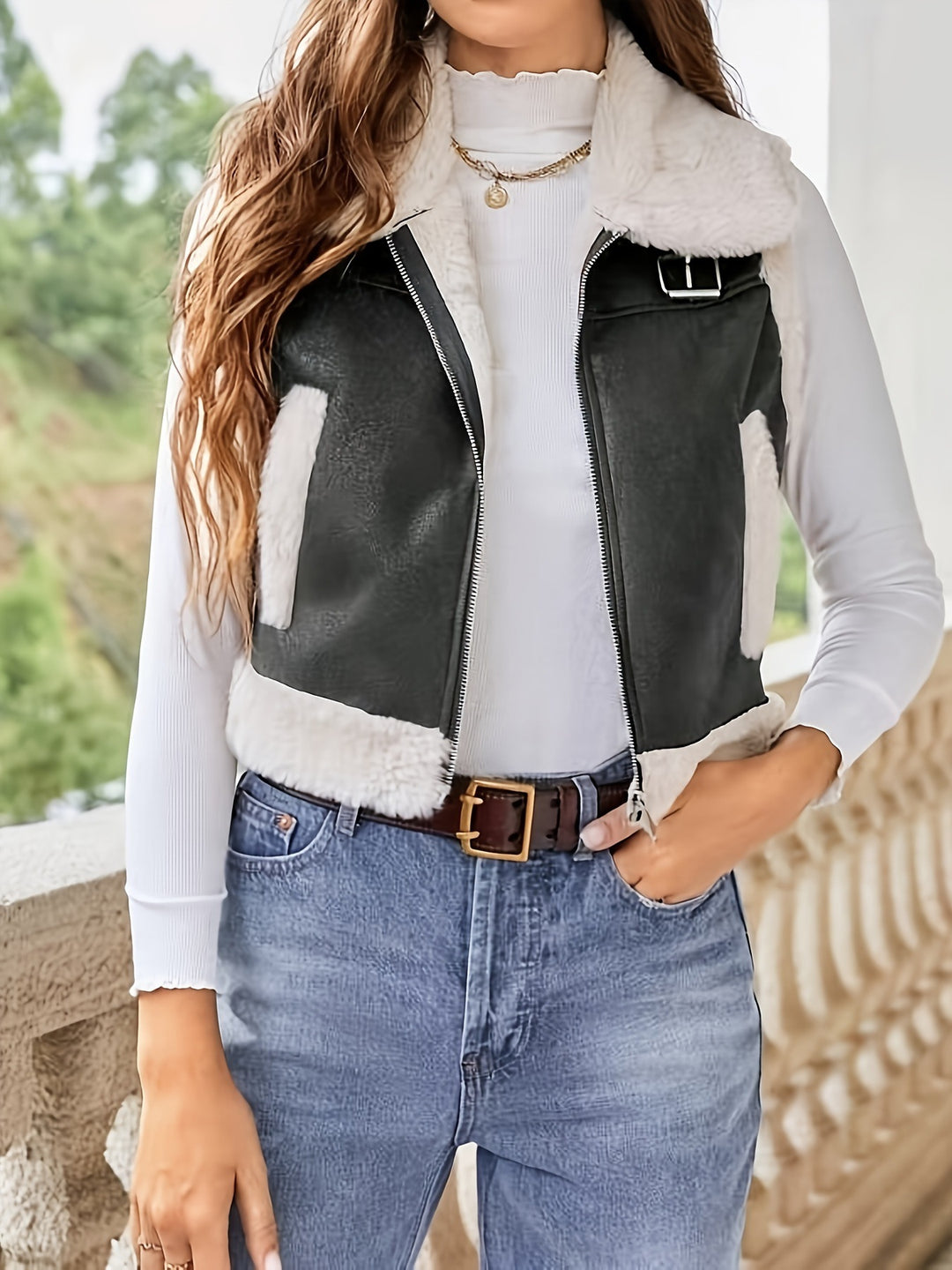 Damen stylish gesteppte Weste mit Fellkragen EB