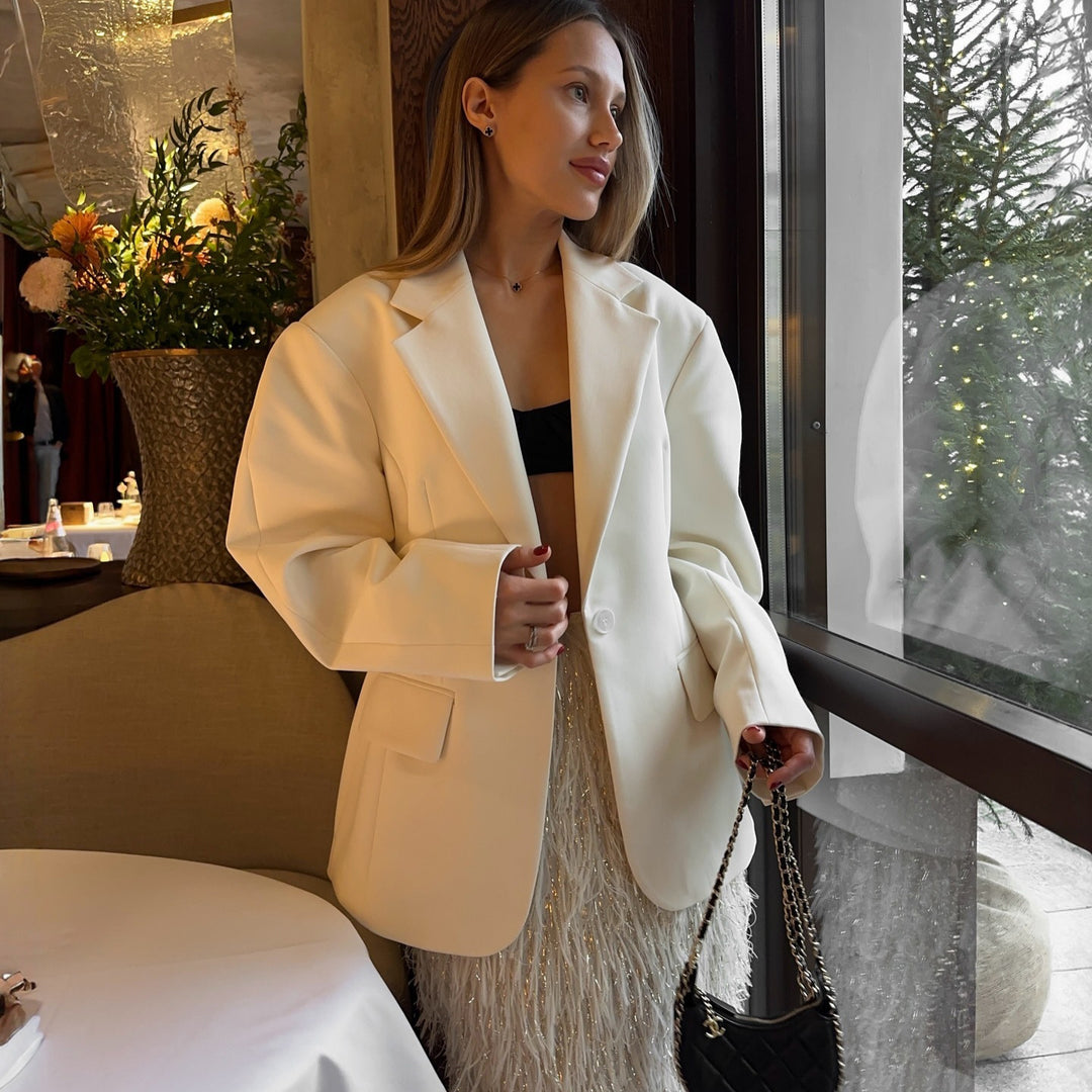 Damen Oversized Blazerjacke mit besonderen Knopfdetails und lässigem Schnitt EB