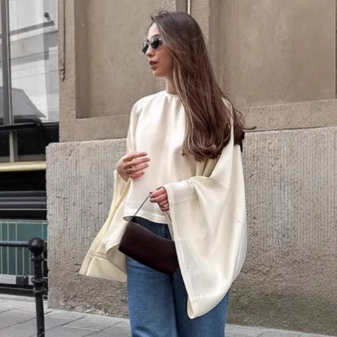 Damen Oversized Sweatshirt mit weitem Schnitt und eleganten Ärmeln EB