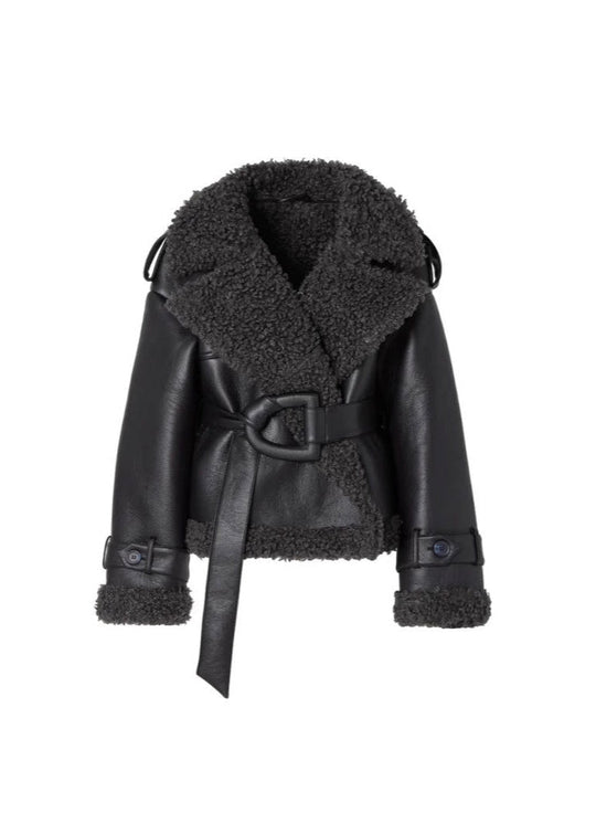 EB | Shearling-futtered Pilotjacke