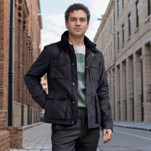Herren funktionale Sportjacke mit praktischen Taschen und hochschließendem Kragen EB