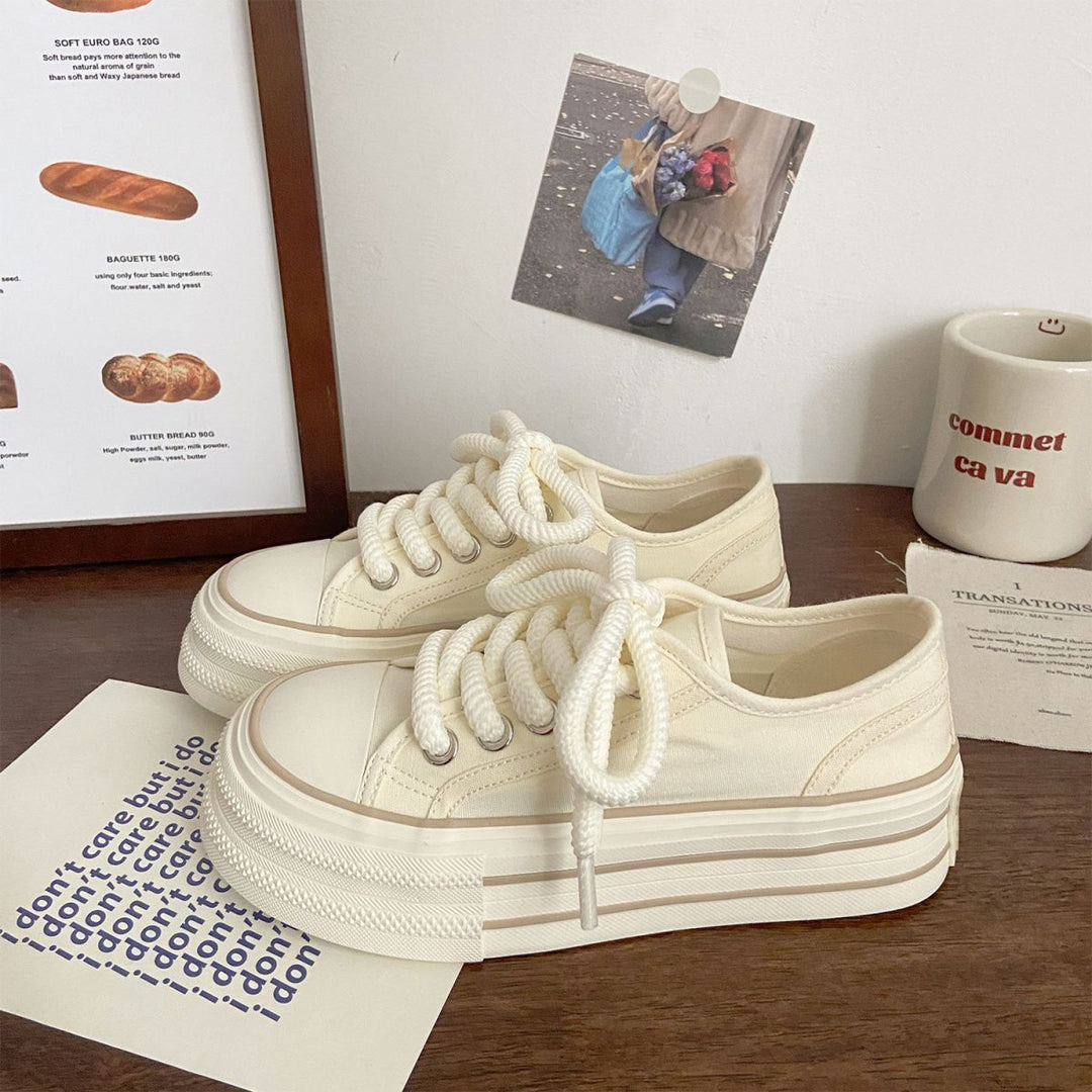 Damen Plateau-Sneaker mit dicker Sohle und stylischem Schnürdesign EB