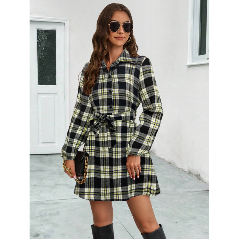 Damen Hemdblusenkleid mit karriertem Muster und Bindegürtel EB