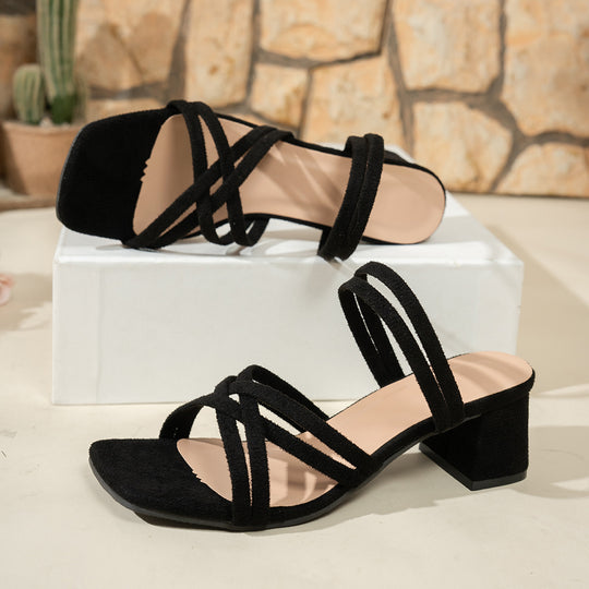 Damen Modische Sandalen mit dekorativen Kreuzriemen und Blockabsatz EB
