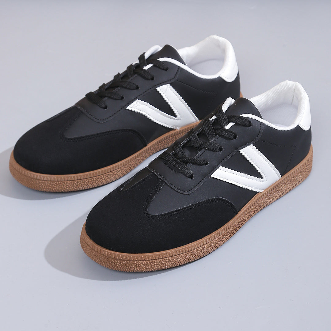 Damen Sportliche Sneakers mit trendiger Gummisohle und atmungsaktivem Obermaterial EB