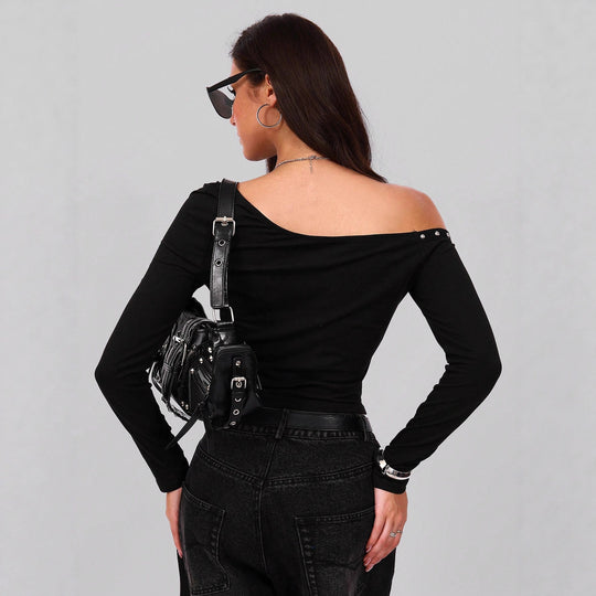 Damen nan asymmetrisches schulterfreies Langarmshirt mit Nietenbesatz und tailliertem Schnitt EB