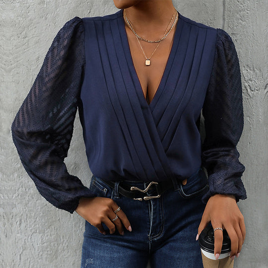 Damen Wickelbluse mit feinen Plissee-Details und transparenten Ärmeln EB