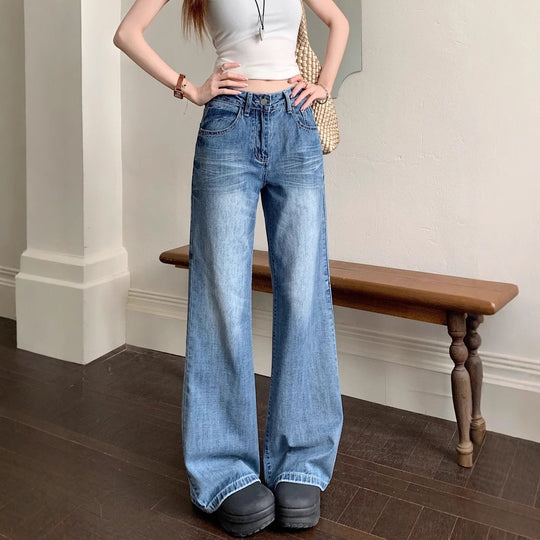 Damen weit geschnittene Jeanshose im urbanen Style EB