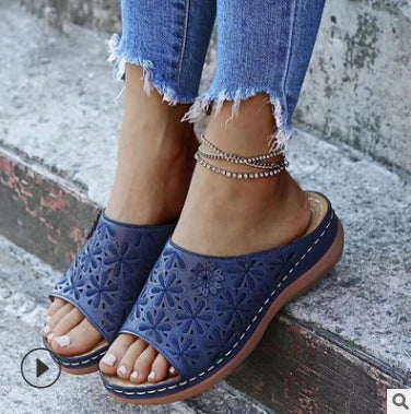 Damen Clogs mit blumenverziertem Design EB