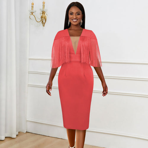 Damen Figurbetontes Kleid mit fransigen Ärmeln EB