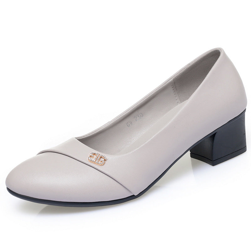 Damen elegante Pumps mit komfortablem Blockabsatz und modischem Schmuckdetail EB