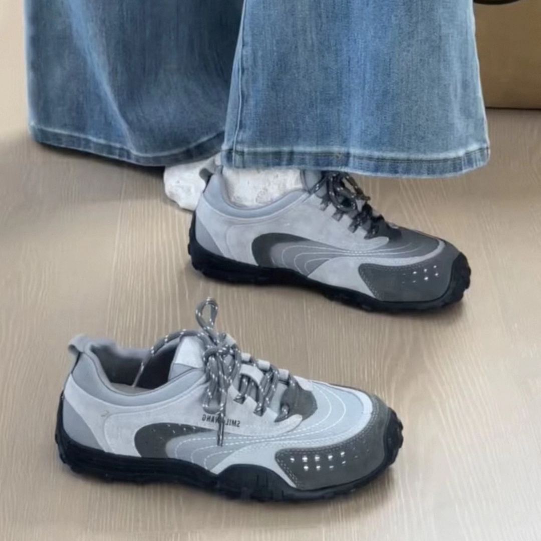 Damen Sportliche Sneakers mit einzigartigem Profil und atmungsaktiver Obermaterialstruktur EB
