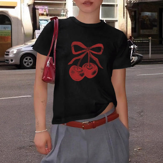Damen T-Shirt mit fröhlichen Kirschmotiven und hochwertigem Baumwollmaterial EB