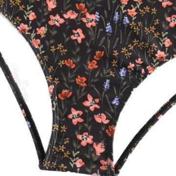 Damen eleganter und figurbetonter Badeanzug mit floralem Design EB
