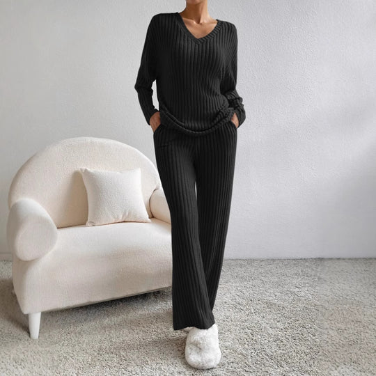 Damen Lässiges Strick-Lounge-Set aus weichem, geripptem Material EB