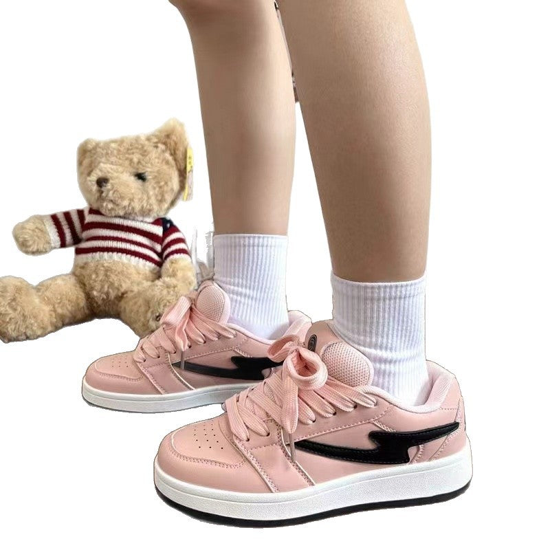 Damen Sportliche Sneakers mit verspieltem Design und innovative Schnürung EB