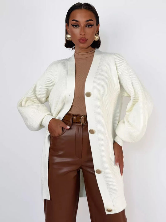 Damen Strickjacke mit oversized Schnitt und dekorativen Knöpfen EB