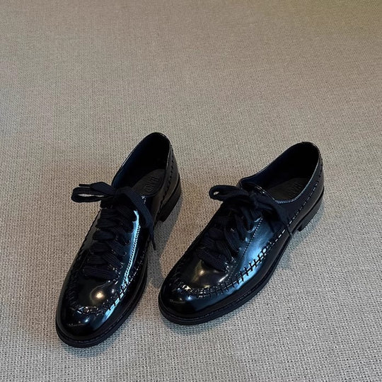 Damen modische Schnürschuhe mit feiner Lederverarbeitung und stilvollen Akzenten EB