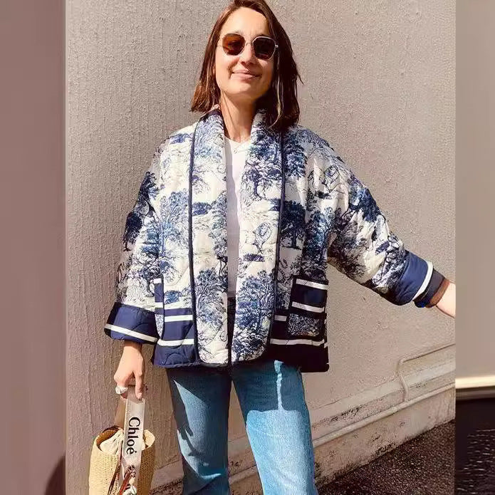 Damen Steppjacke mit modischem Muster und praktischen Taschen EB