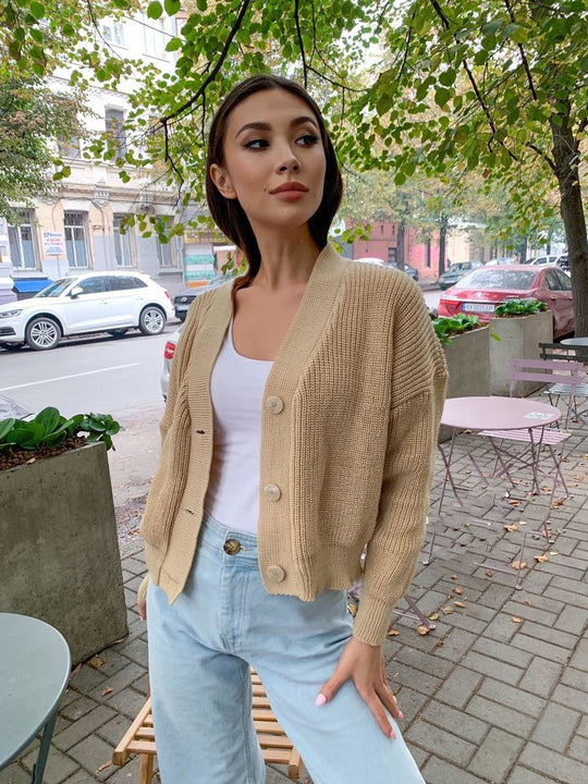 Damen Großer Strickcardigan mit Knopfdetail und V-Ausschnitt EB