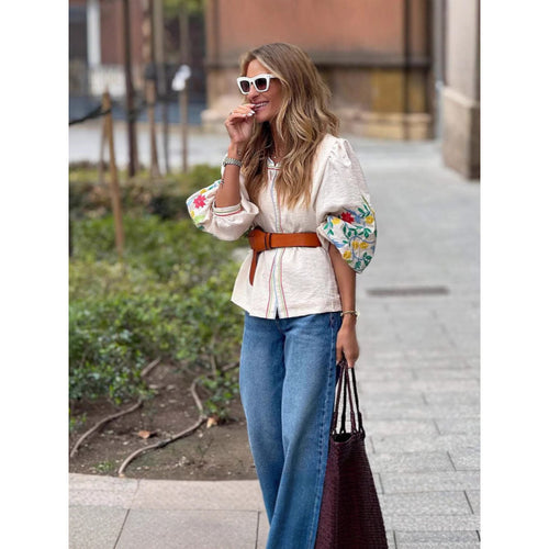 Damen Bluse mit bunten Stickereien und voluminösen Ärmeln EB