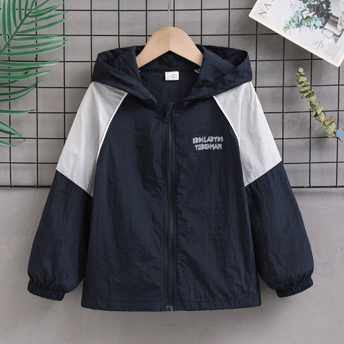 Unisex nan leichte Kapuzen-Windjacke mit Kontrastärmeln und elastischen Bündchen R&B