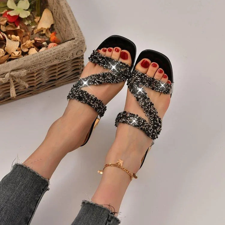 EB | Sandalen mit Absätzen und Pailletten