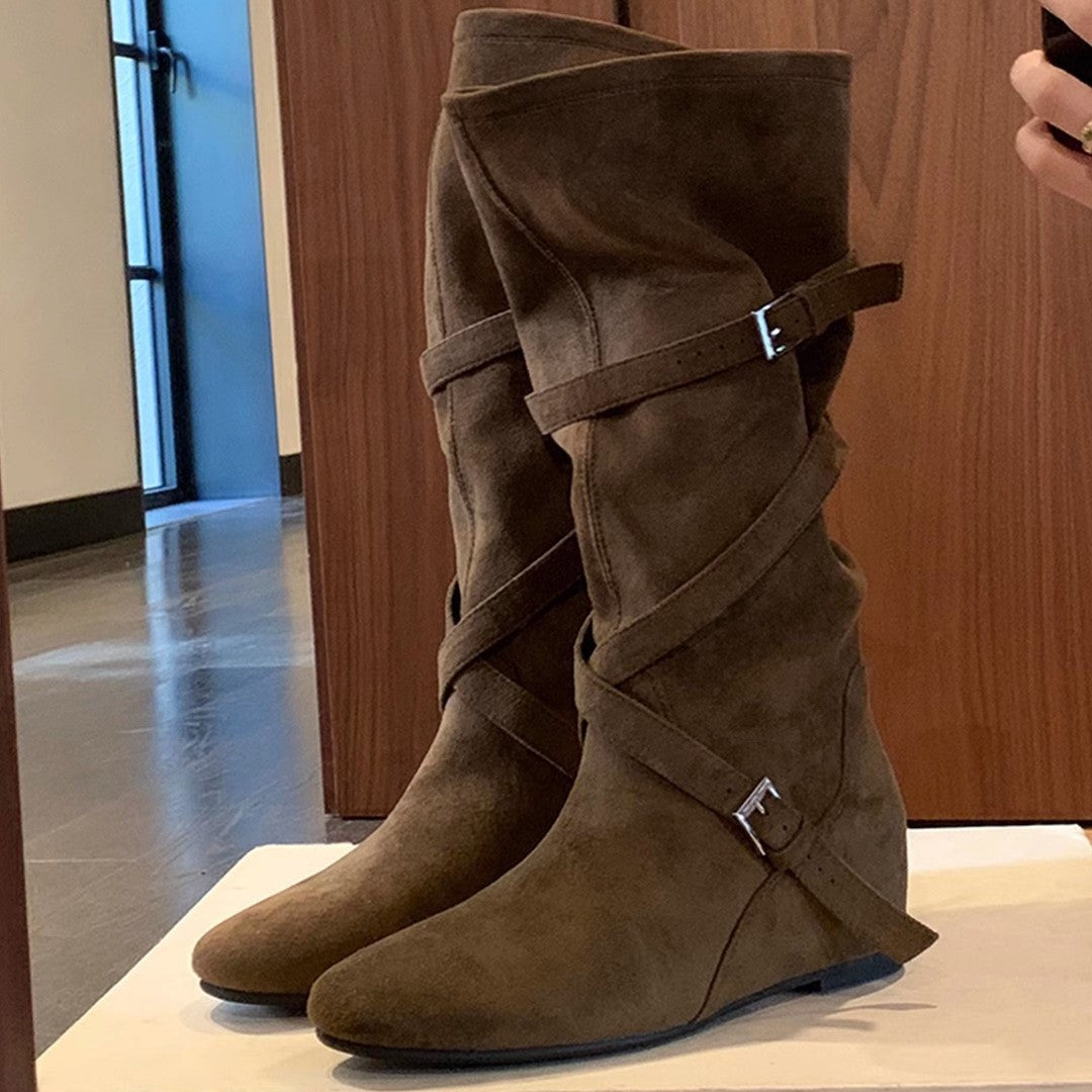 Damen Elegante Stiefel mit verstellbarem Riemen und komfortablem Fußbett EB