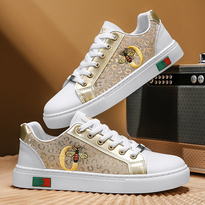 Damen verzierte Low-Top Sneaker mit Bienen-Stickerei und goldener Animal-Print-Optik EB