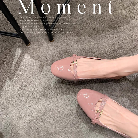 Damen Ballerina-Schuhe mit elegantem Riemendesign und modischen Akzenten EB