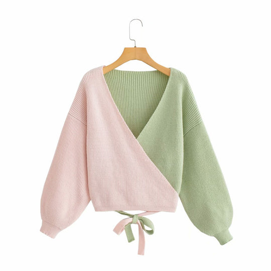Damen Eleganter V-Ausschnitt Pullover mit farblich abgesetzten Ärmeln und strukturierter Oberfläche EB