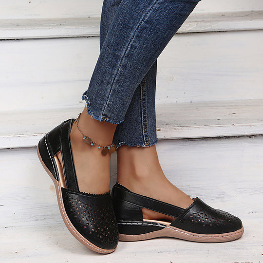 Damen  perforierte Slipper-Pumps mit seitlichen Cut-Outs elastischem Fersenband und dämpfender Komfortsohle EB