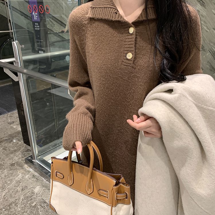 Damen Modischer Strickmantel mit Knopfdetails und elegantem Kragen EB