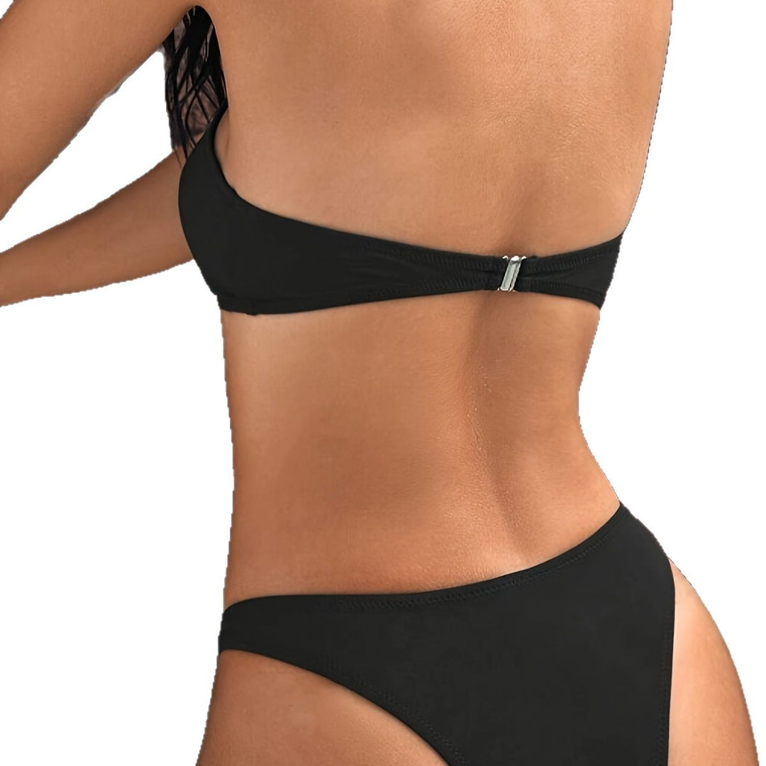 Damen Triangel-Bikini mit modischem Ringdetail und rücksichtsvoller Schnittführung EB