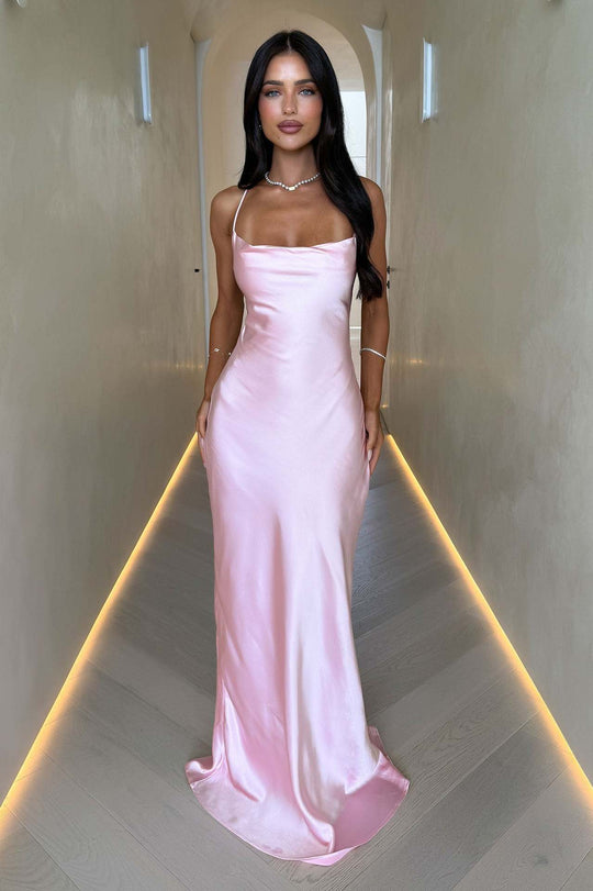 Damen Elegantes Satinabendkleid mit spaghettiträgern und fließendem Schnitt EB